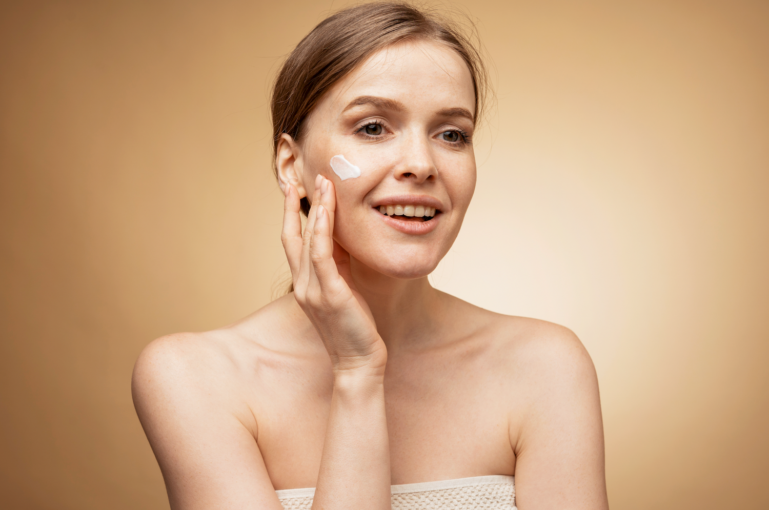 A Comprehensive Skincare Routine for Fighting Signs of Aging with Miage